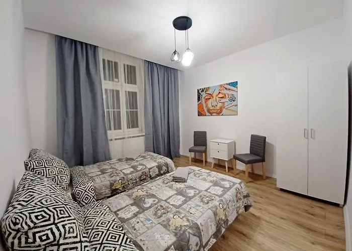 Art Apartments Paderewskiego Old Town